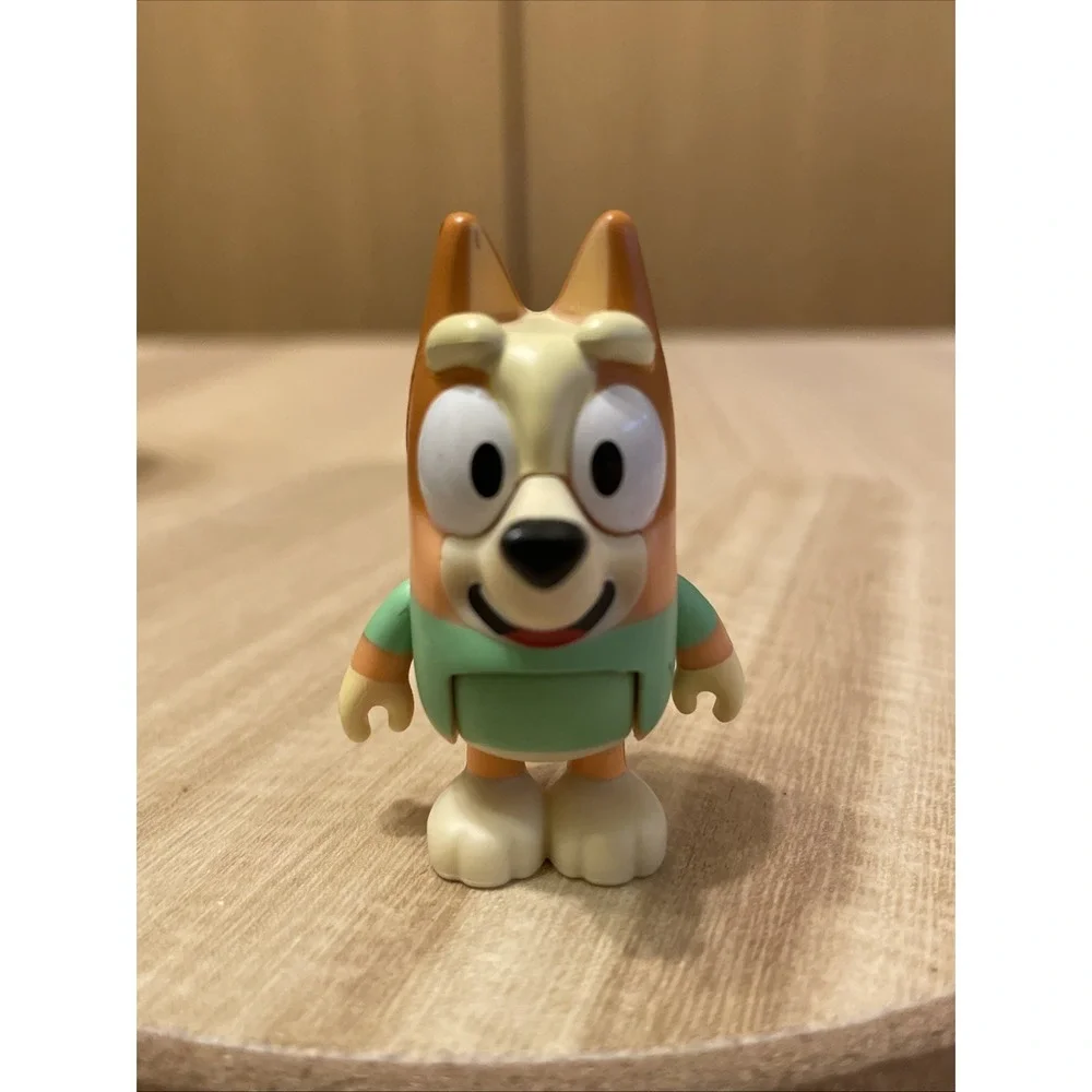Bluey Bingo Figure Green Shirt